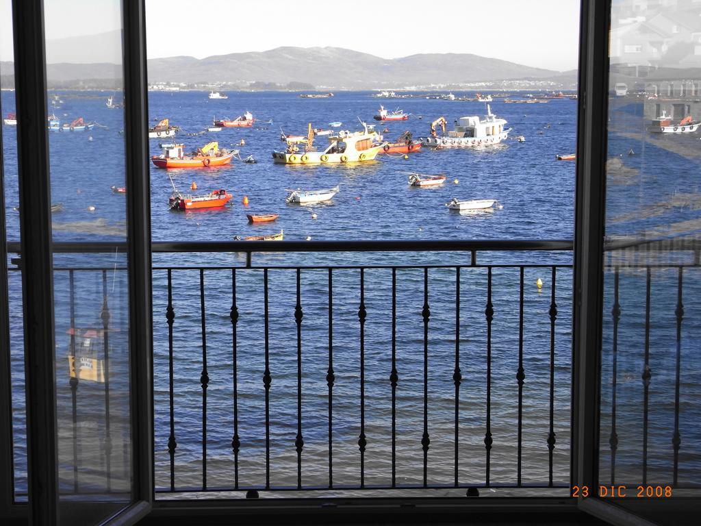 Apartamento En La Isla Con Vistas Al Mar Isla de Arosa Esterno foto
