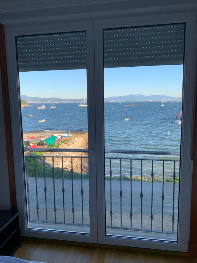 Apartamento En La Isla Con Vistas Al Mar Isla de Arosa Esterno foto